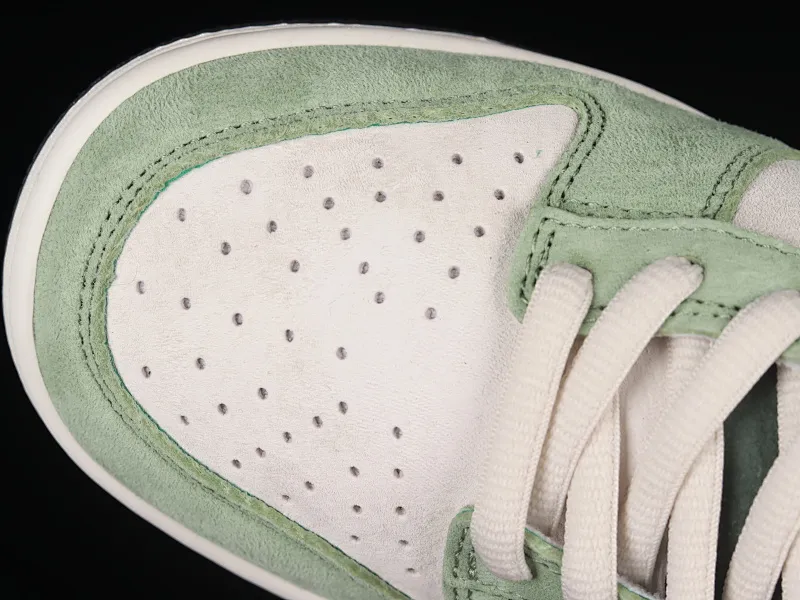 All Categories Nk SB Dunk Series Nk SB Dunk Low Low-top sneakers Nk SB Dunk Low Qatar World Cup themed SB low-top sports and leisure sneakers CU1726-777